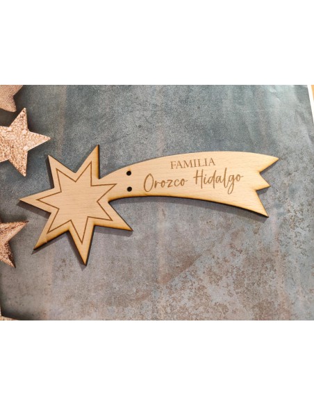 Estrella fugaz para el árbol de navidad personalizada con nombre familiar