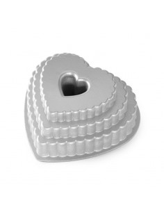 Molde Bundt Tiered Heart Nordic Ware 2
