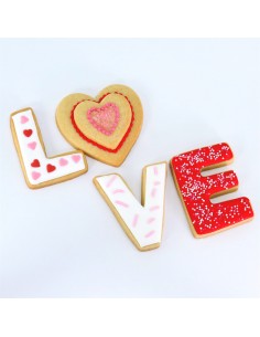 Cortadores Love PME para galletas 2