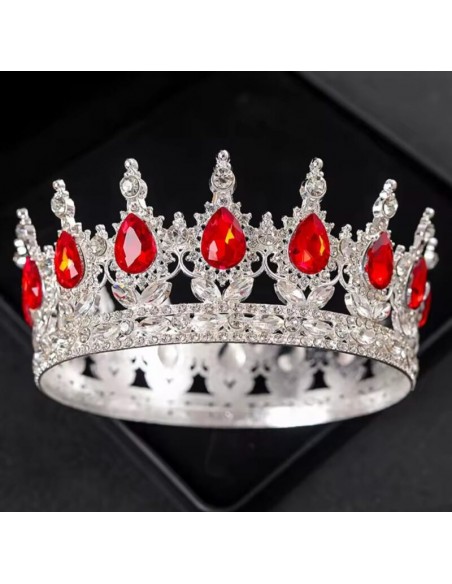 Corona Metálica Plateada con Piedras Rojas 12cm