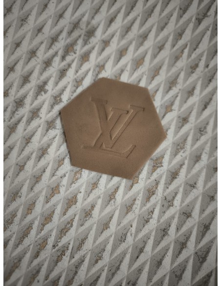 Cortador + marcador Louis Vuitton