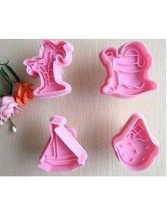 Set 4 Cortadores con Expulsor Verano