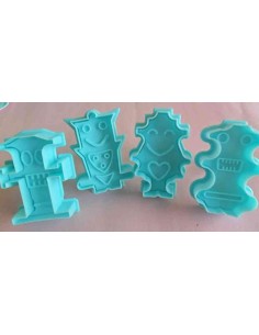 Set 4 cortadores con expulsor de robots