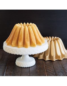 Molde Lotus Bundt Pan Nordic Ware
