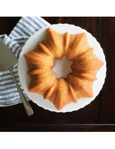 Molde Solera Bundt Pan Nordic Ware