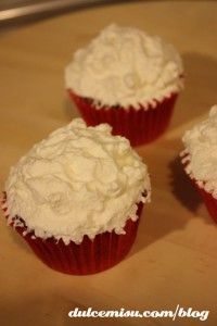 Cupcakes-red-velvet-Halloween-(18)